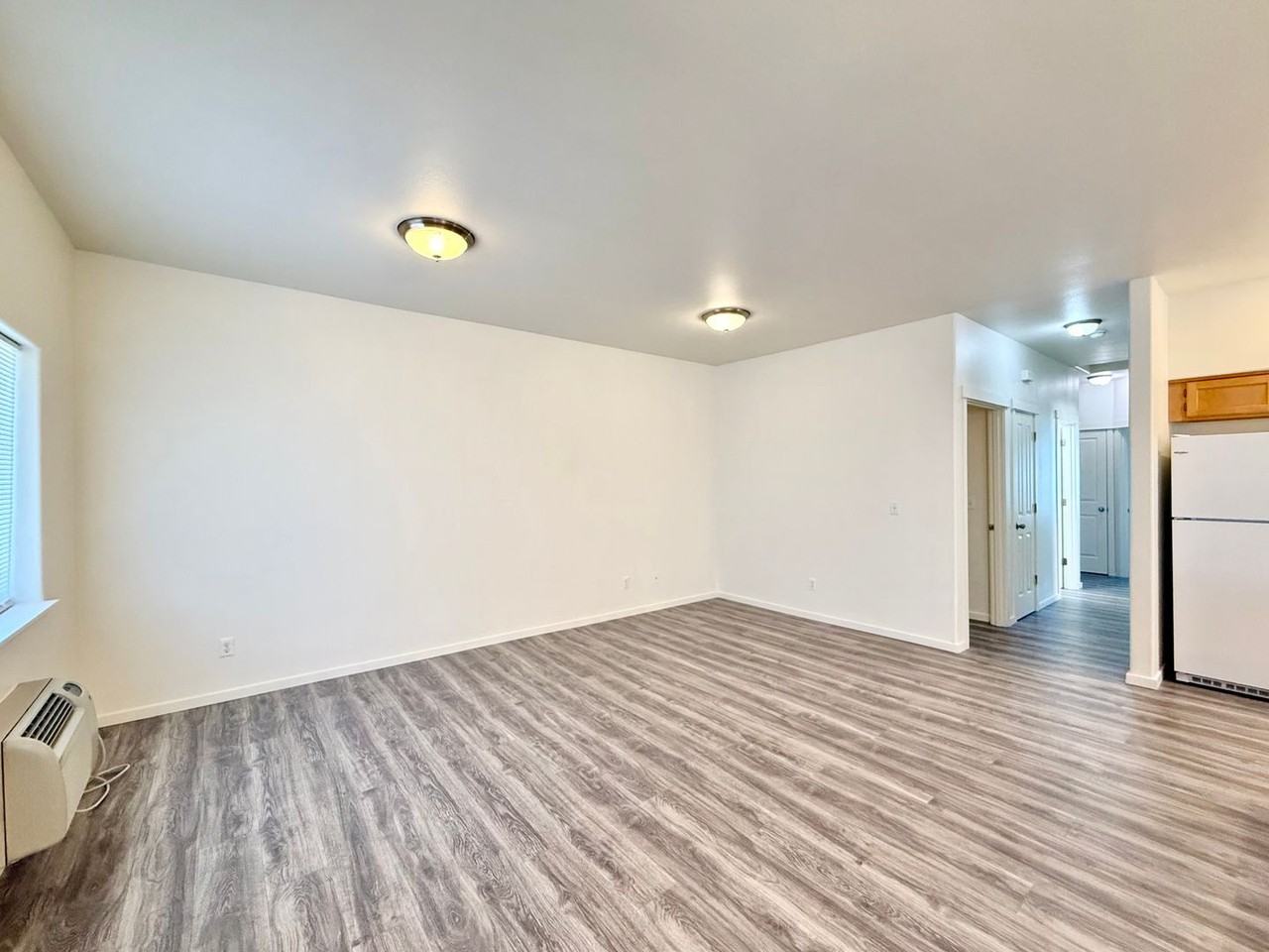 2223 Jakob Ave - Photo 2 of 13