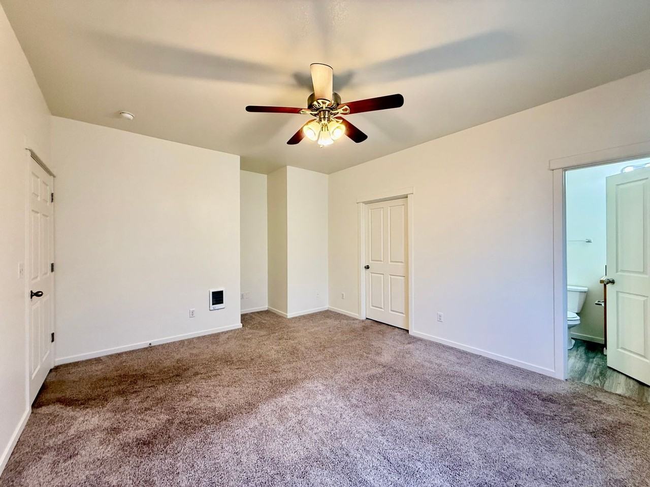 2223 Jakob Ave - Photo 6 of 13