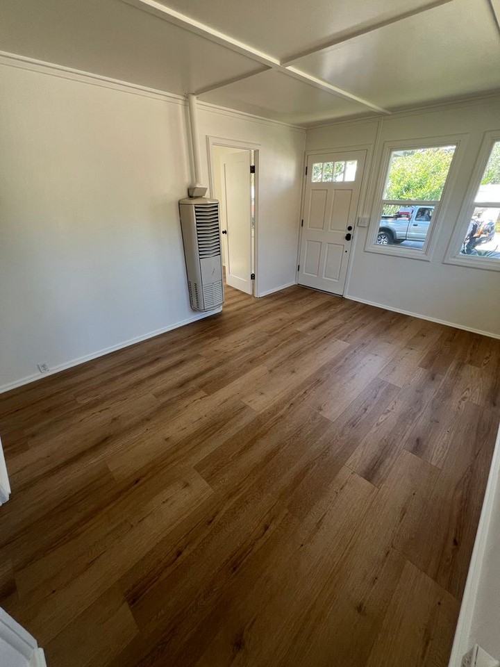 164 Holt St - Photo 3 of 19