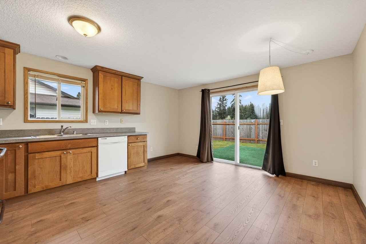 16905 Ne 19th St - Photo 4 of 23