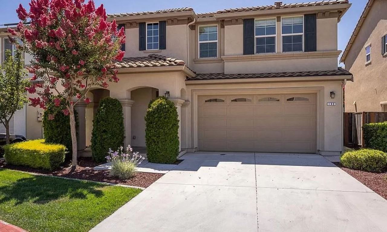 168 Lusitano Way - Photo 2 of 27