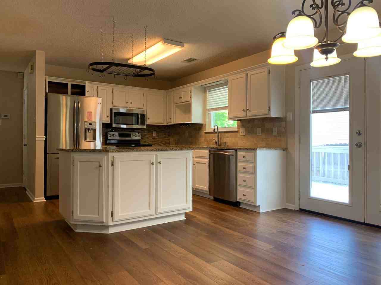 1 Summer Ridge Ct - Photo 6 of 26