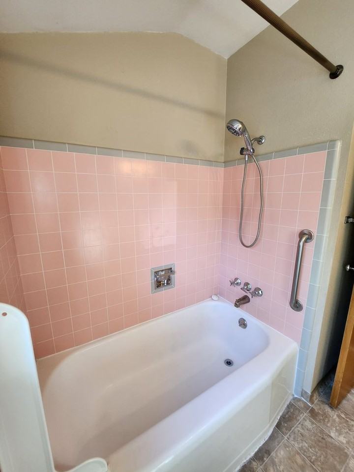 2205 Monticello Ave - Photo 5 of 30