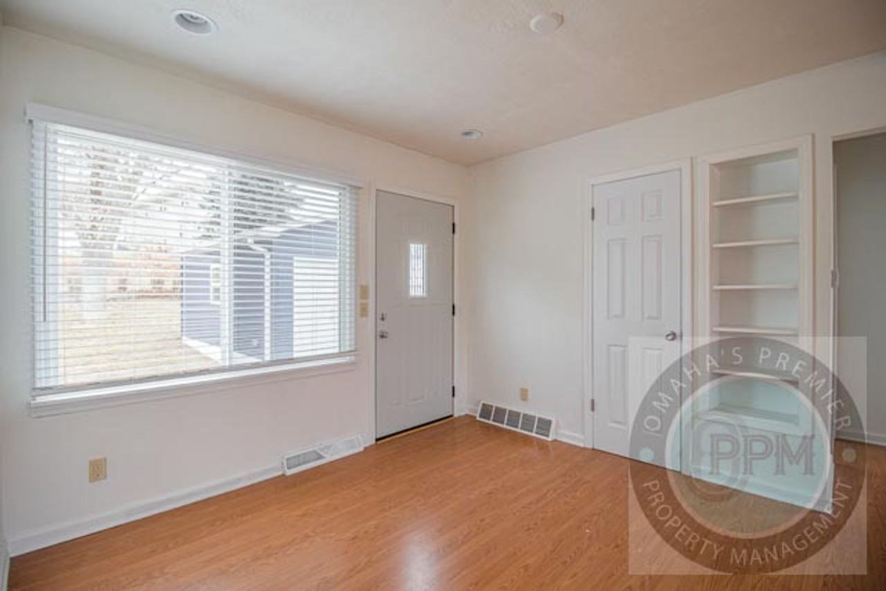 2924 Westgate Rd - Photo 2 of 22