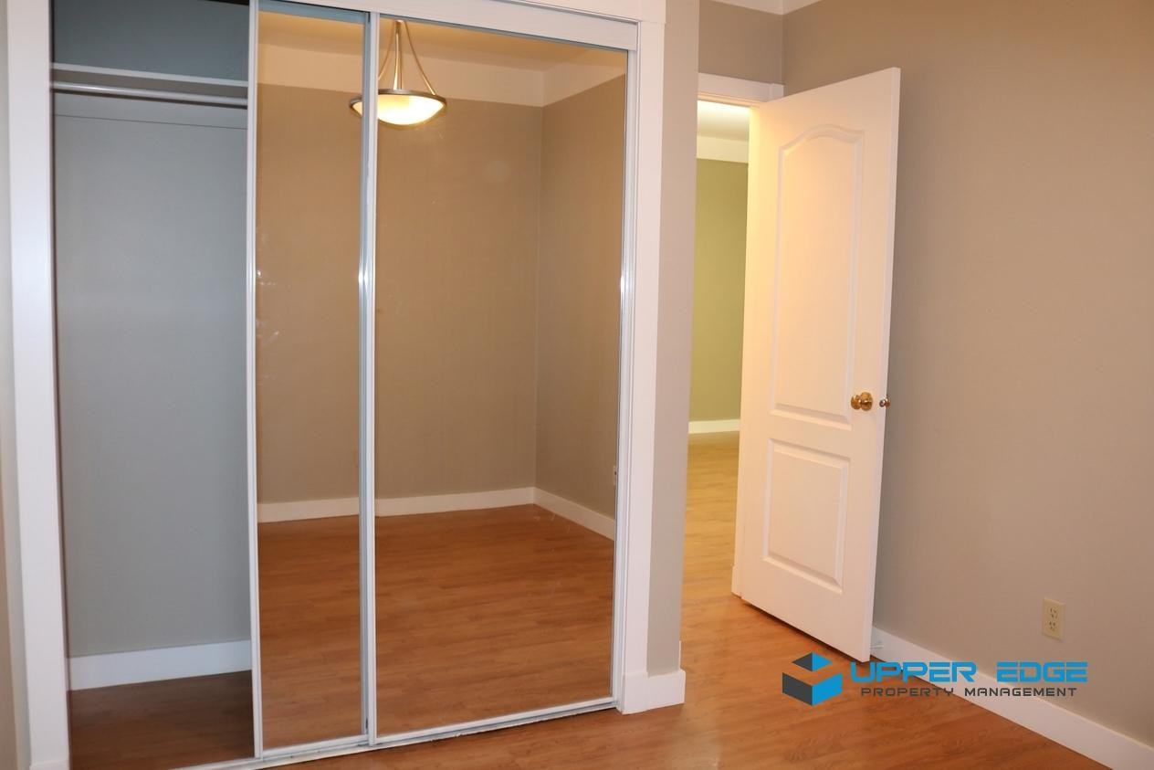 244 Lansdowne Avenue - Photo 3 of 12