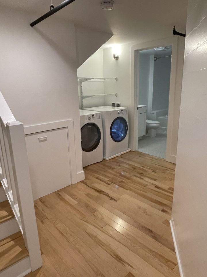 423 T #110 - Photo 7 of 18