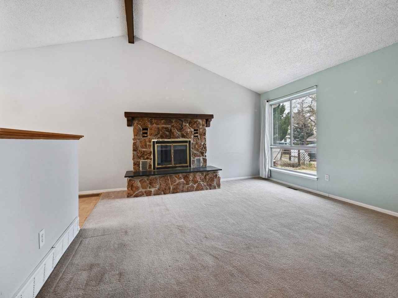 6183 Devils Head Ct - Photo 4 of 35