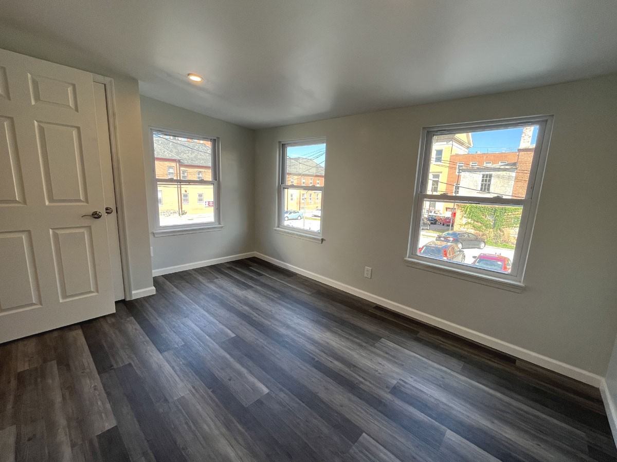 45 E King St #7 - Photo 7 of 17