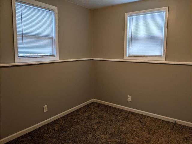 900 S Lexington St #B - Photo 7 of 12