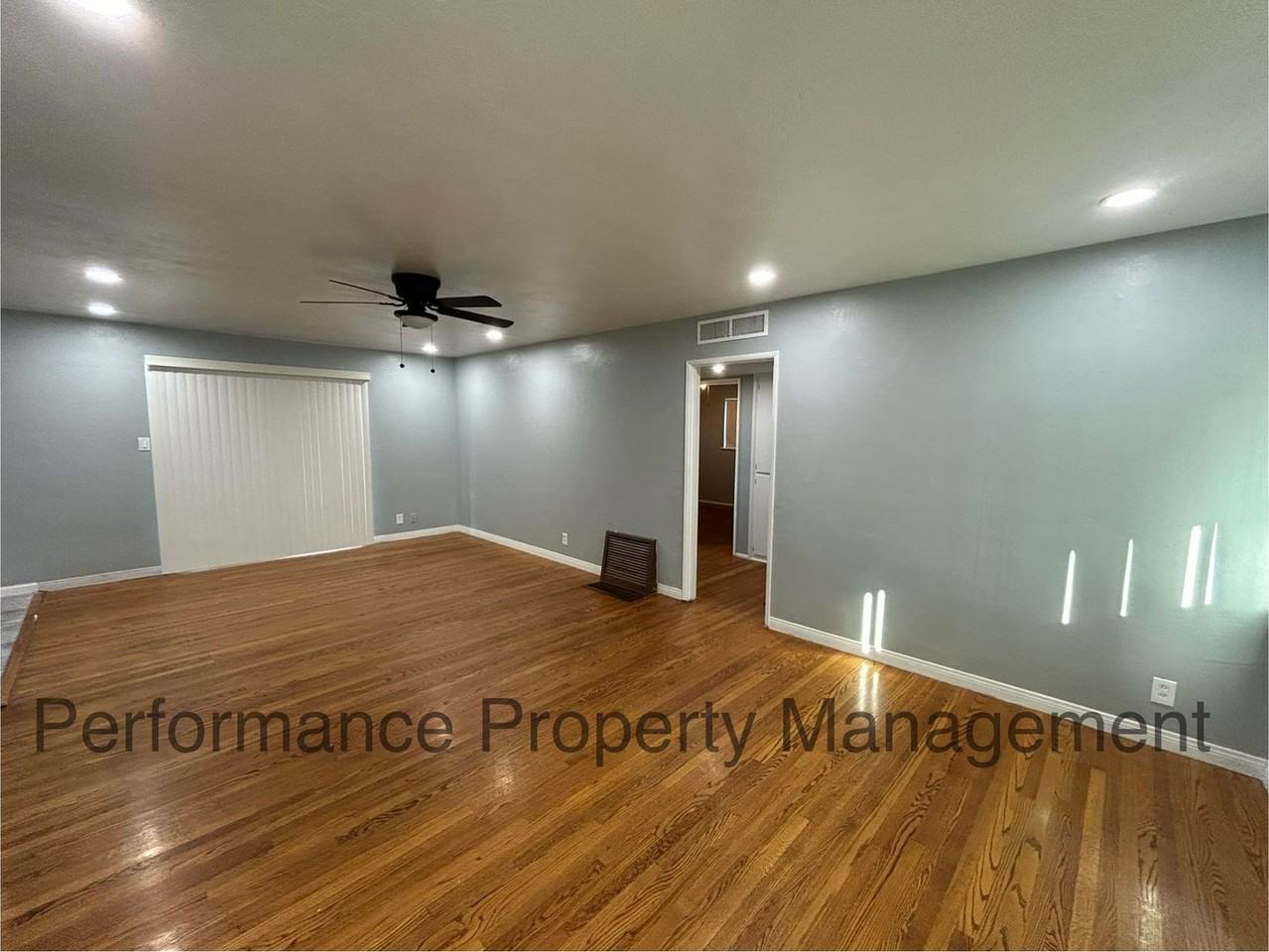 4612 Bloomquist Dr - Photo 3 of 15