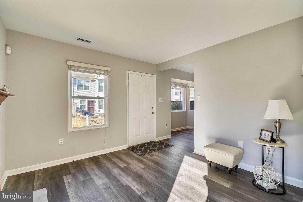 14324 S Shore Ct - Photo 2 of 19