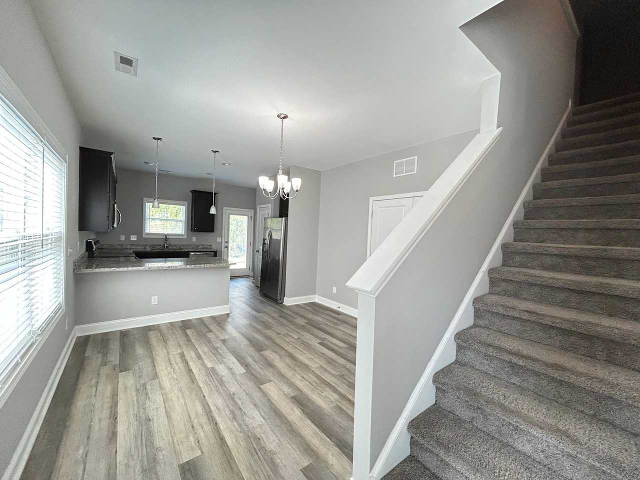 1543 Grey Cliff Run - Photo 5 of 23