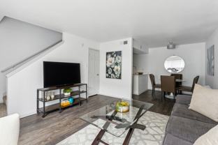 1811 Foxwood Rd #VAS1 - Photo 1 of 1
