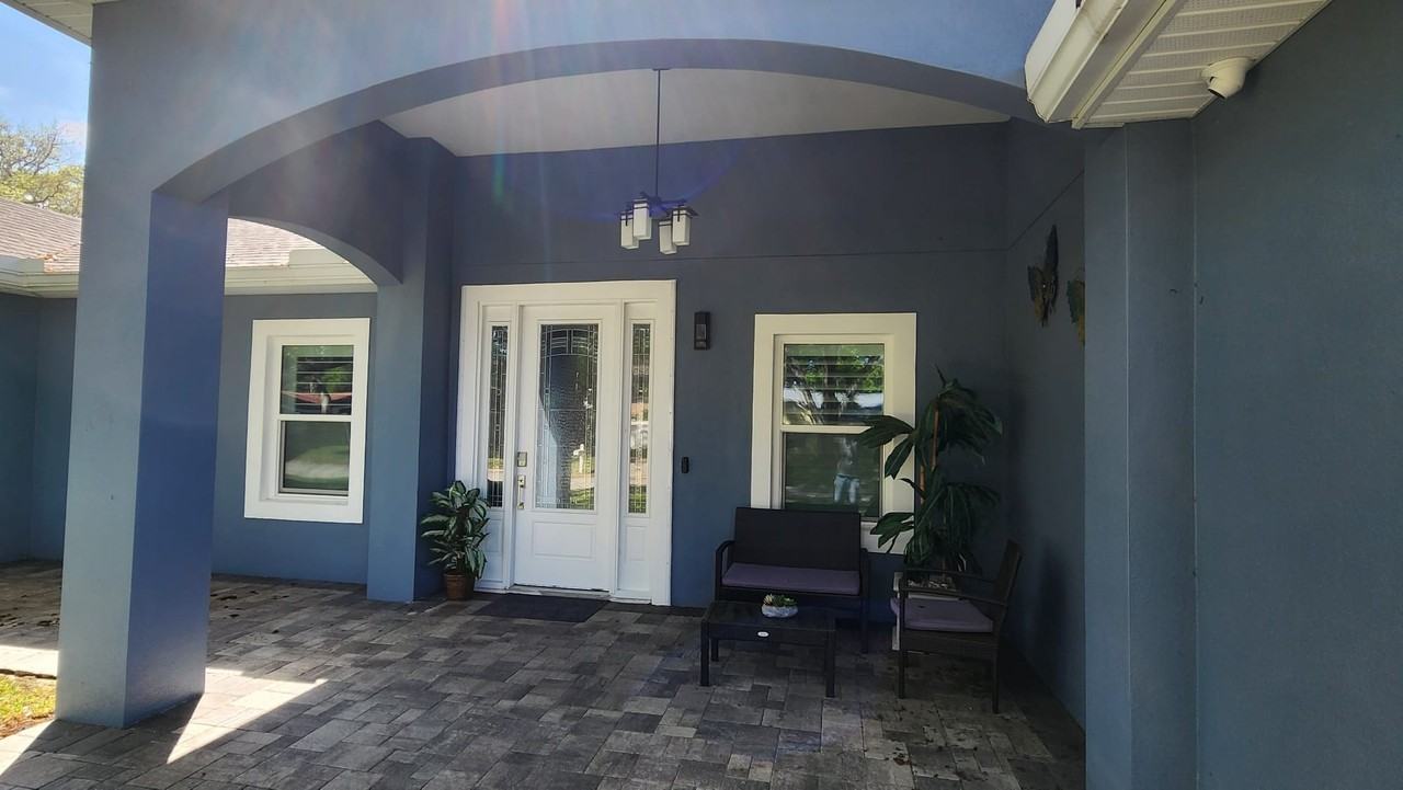 2223 Barbara Dr - Photo 3 of 50