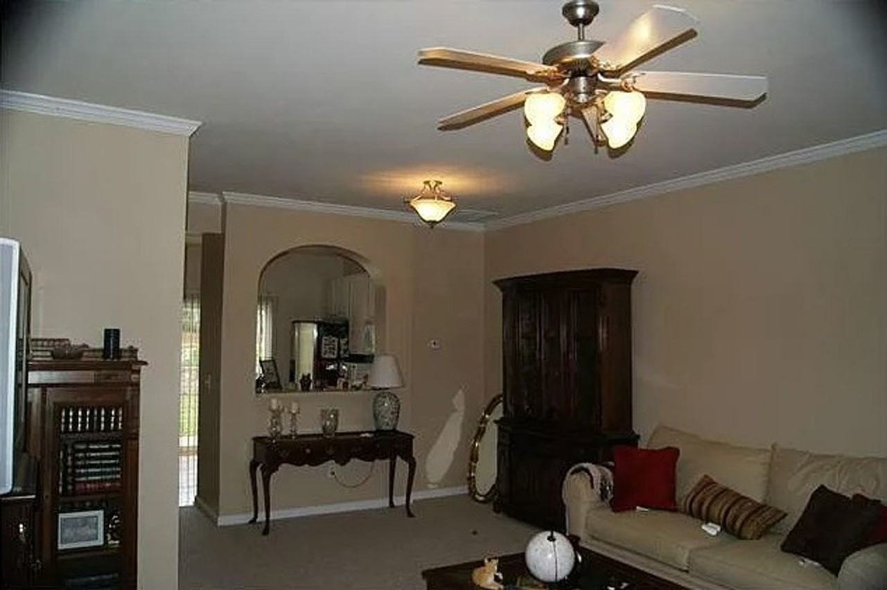 21 Canary Ct - Photo 3 of 12