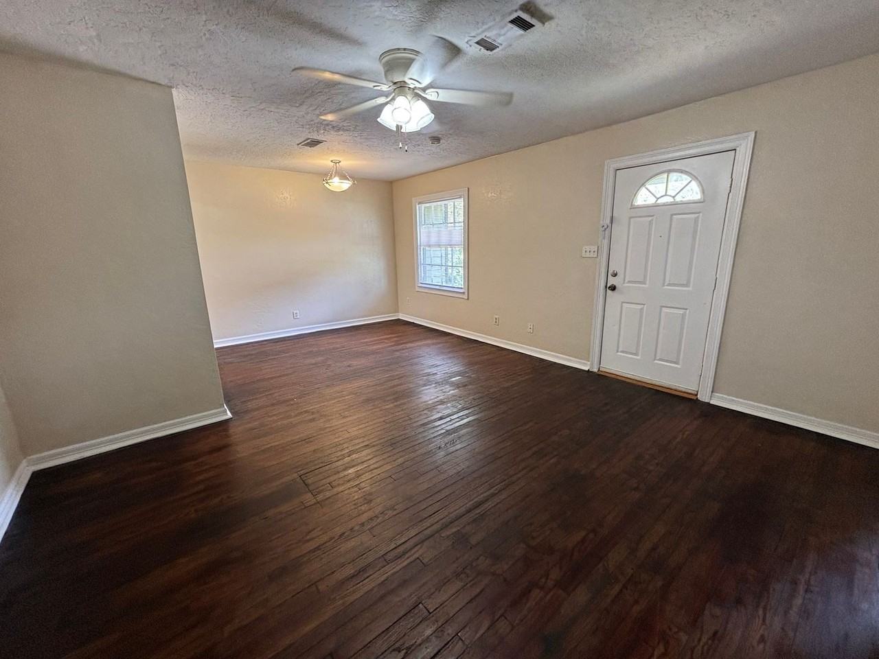 45 17th Ave N - Photo 3 of 9