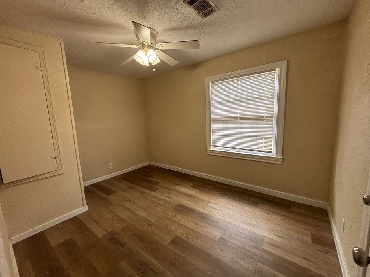 45 17th Ave N - Photo 5 of 9