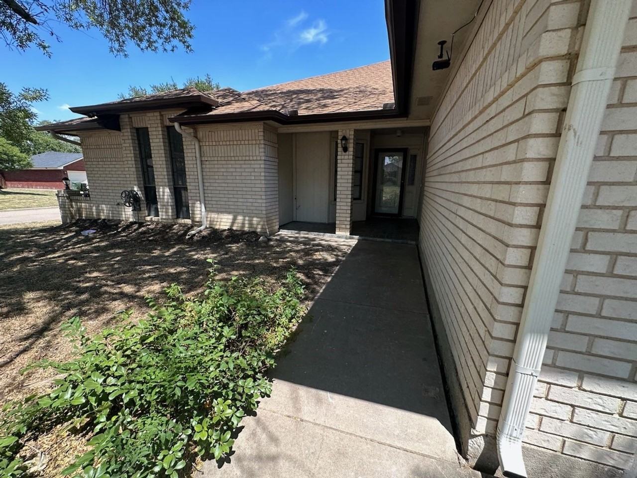 6501 Eldorado Dr - Photo 2 of 11