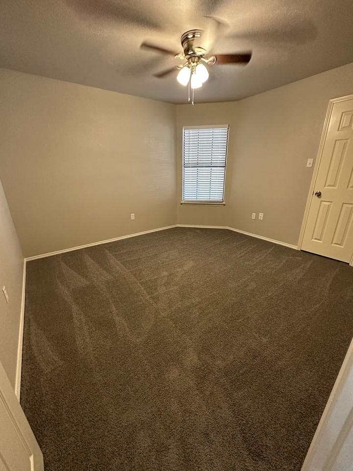 6501 Eldorado Dr - Photo 7 of 11