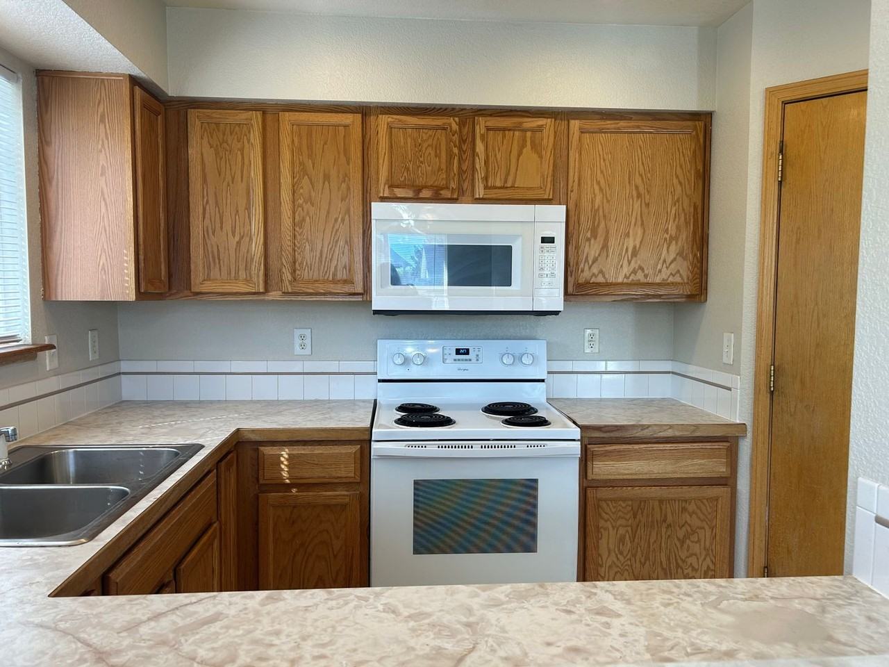 950 52nd Avenue Ct Apt K4 - Photo 7 of 16