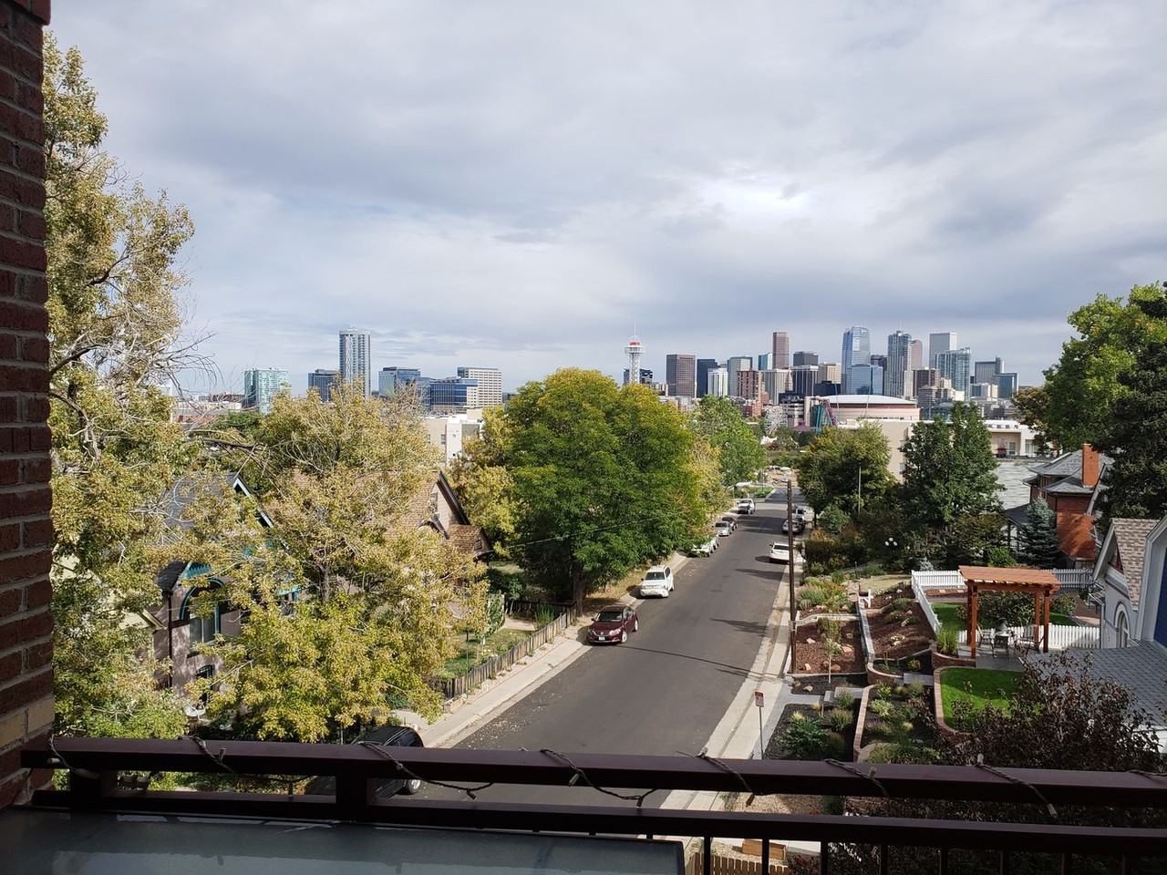 2240 N Clay St #401 - Photo 3 of 11