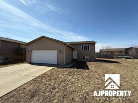409 Cottonwood Dr - Photo 1 of 1