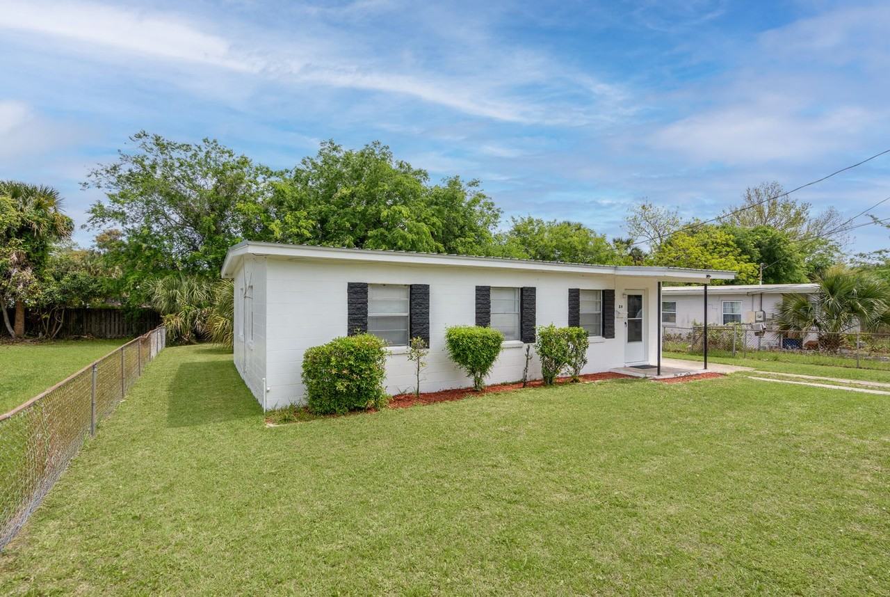 20 Rollins Ave - Photo 2 of 23