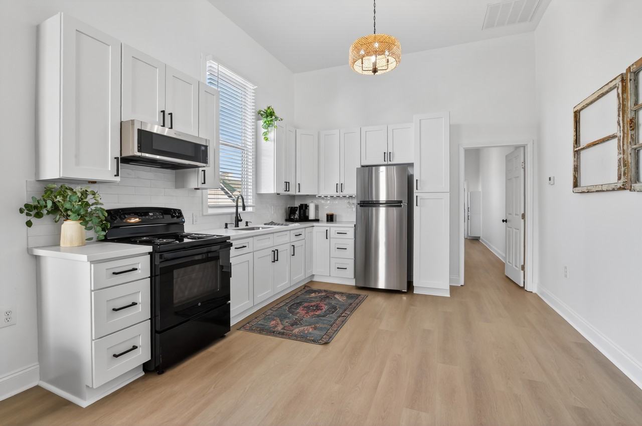 3324 S Saratoga St #201 - Photo 3 of 16