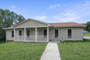 featured image of 3089 Pandapas Pond Rd
