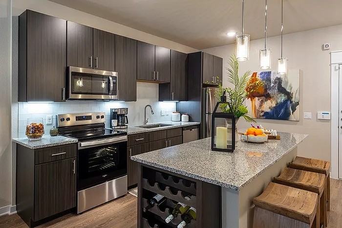 Woodsons Reserve Pkwy #IOS1 - Photo 2 of 9