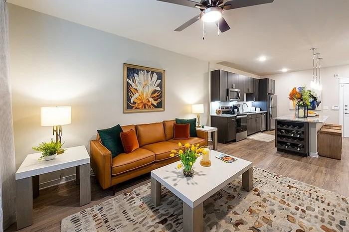 Woodsons Reserve Pkwy #IOS1 - Photo 4 of 9