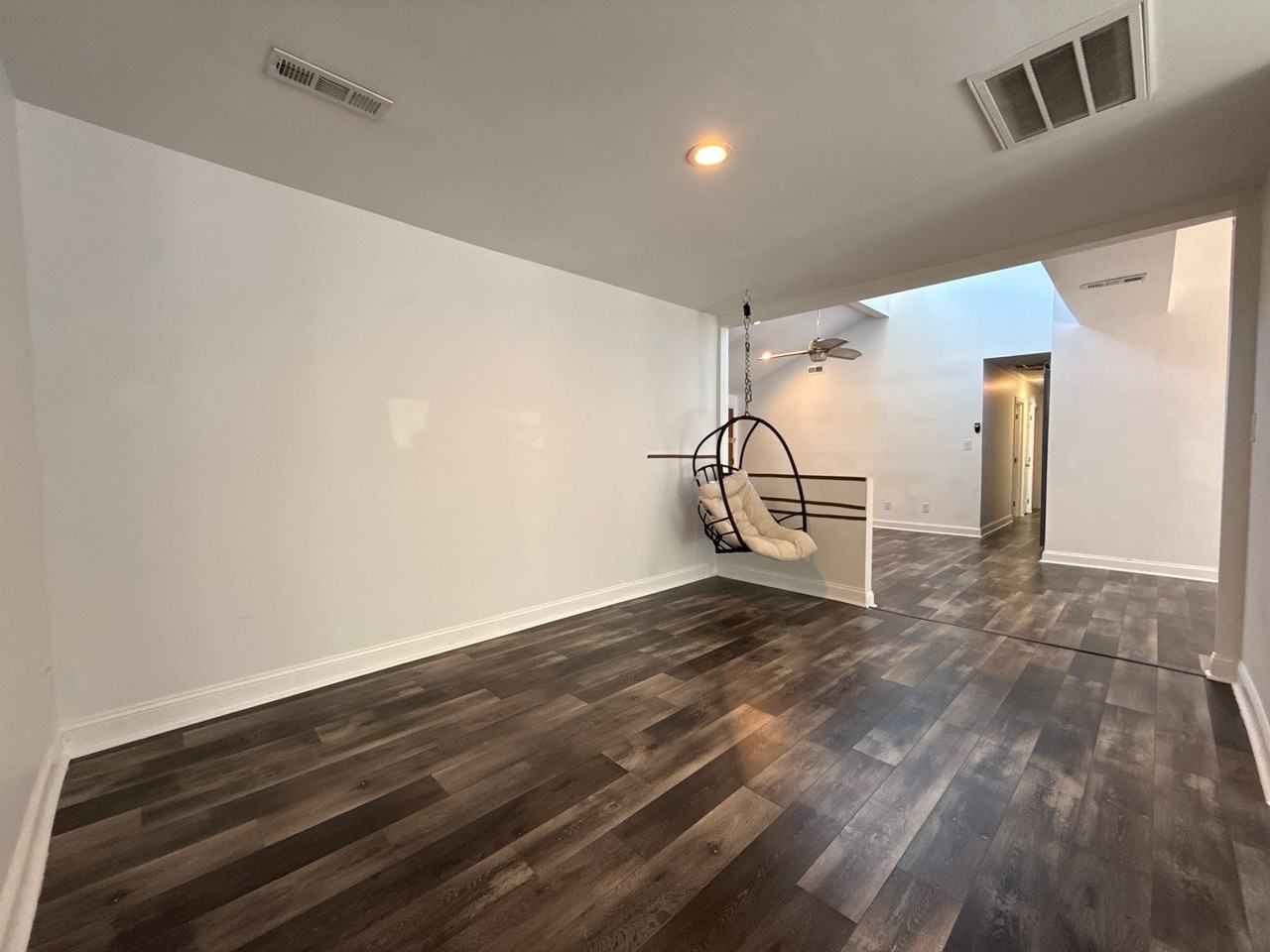 6814 Pence Rd - Photo 5 of 31