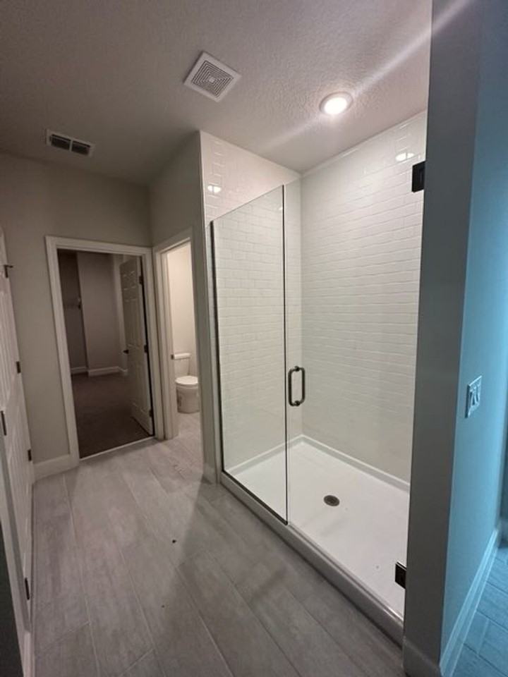 427 Scotsmans Pl - Photo 7 of 7