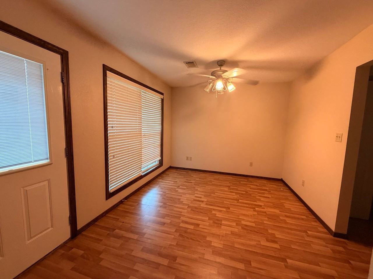 2017 S Sidney Ave - Photo 2 of 15