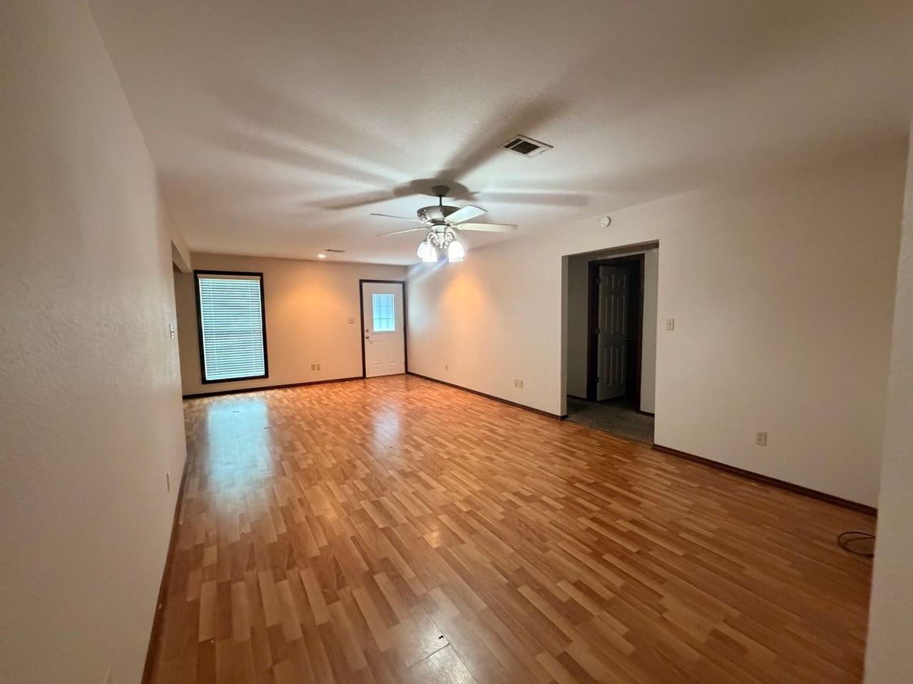 2017 S Sidney Ave - Photo 6 of 15