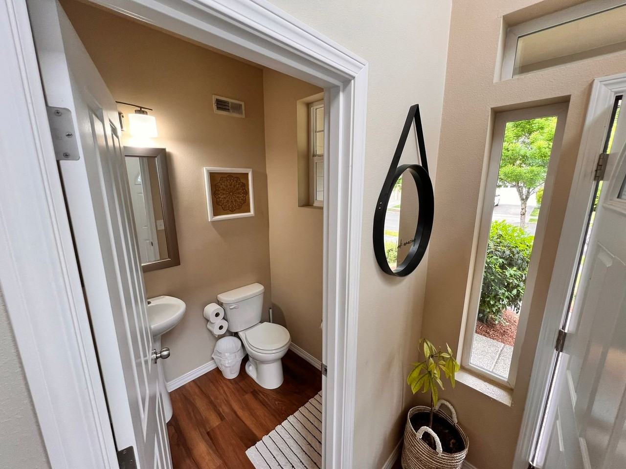 7625 Brianna Ct Se - Photo 3 of 36