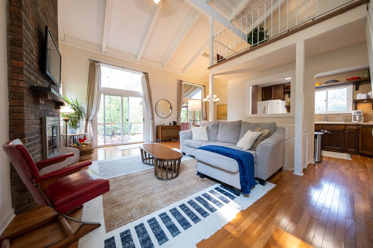 3477 Pilgrim Ln N #1 - Photo 5 of 34