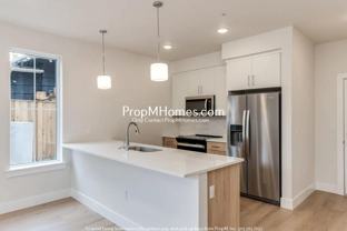 4785 N Albina Ave #101 - Photo 1 of 1