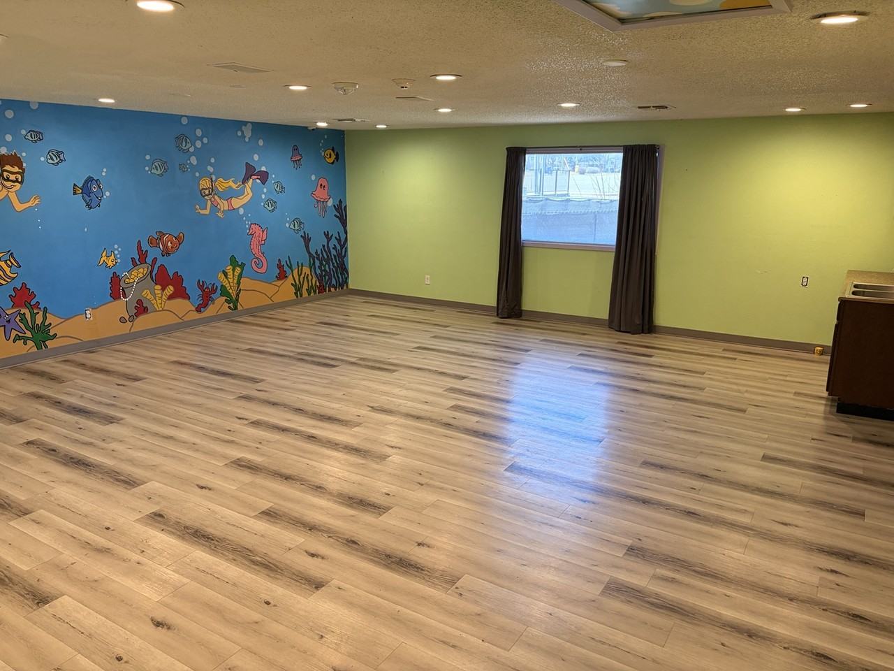 515 W Bridge St - Photo 7 of 10