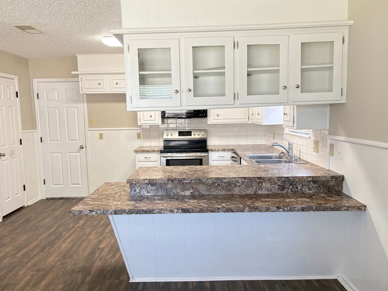 4324 56th St - Photo 3 of 27