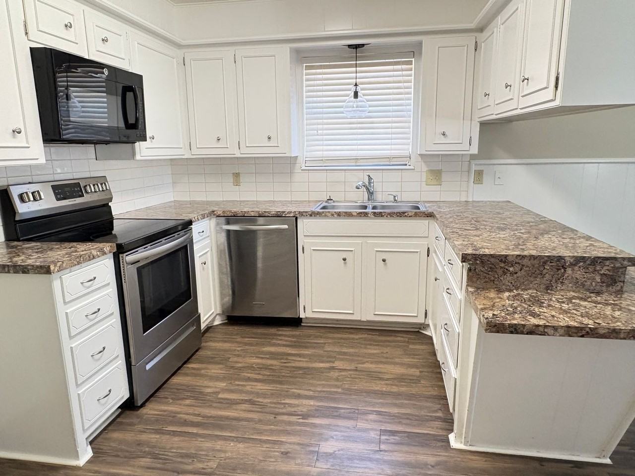 4324 56th St - Photo 5 of 27