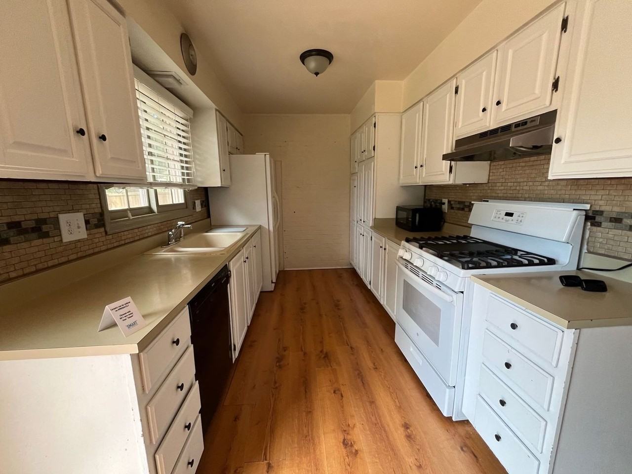 1119 Bent Tree Ct - Photo 7 of 34