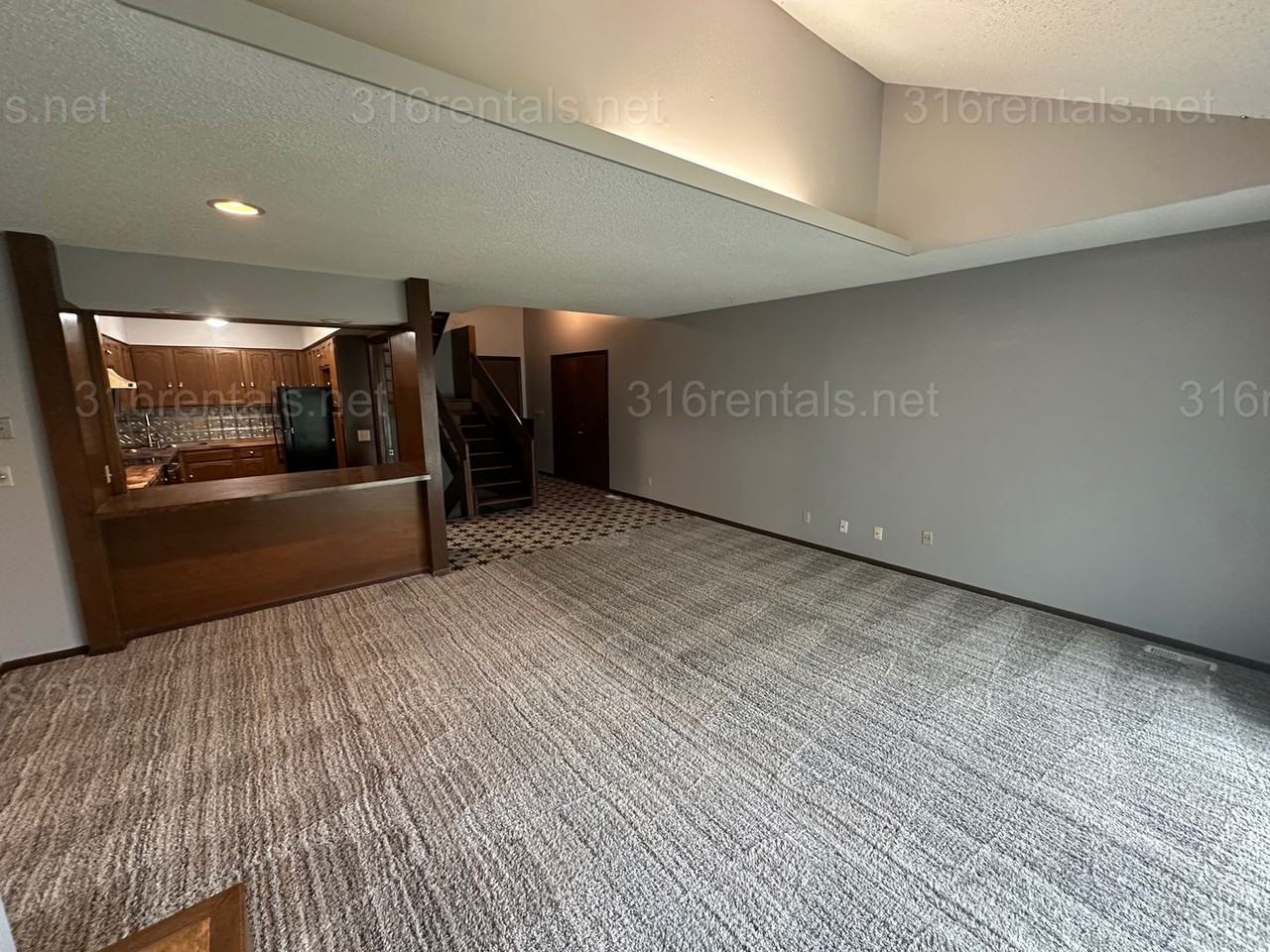 866 N Nims St - Photo 7 of 24