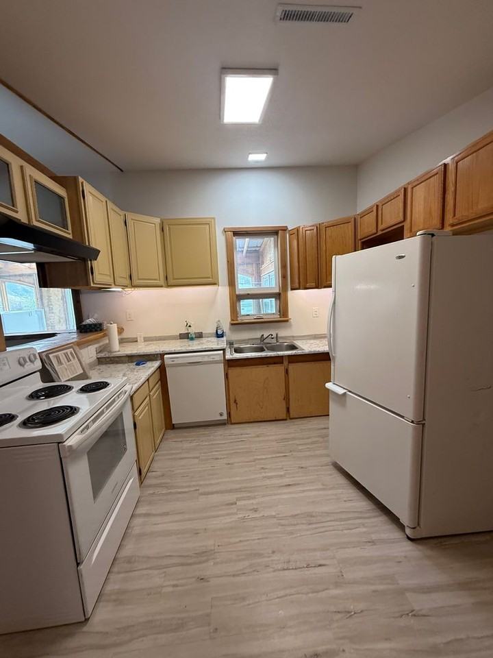 54 54 HWY 59 - Photo 5 of 25