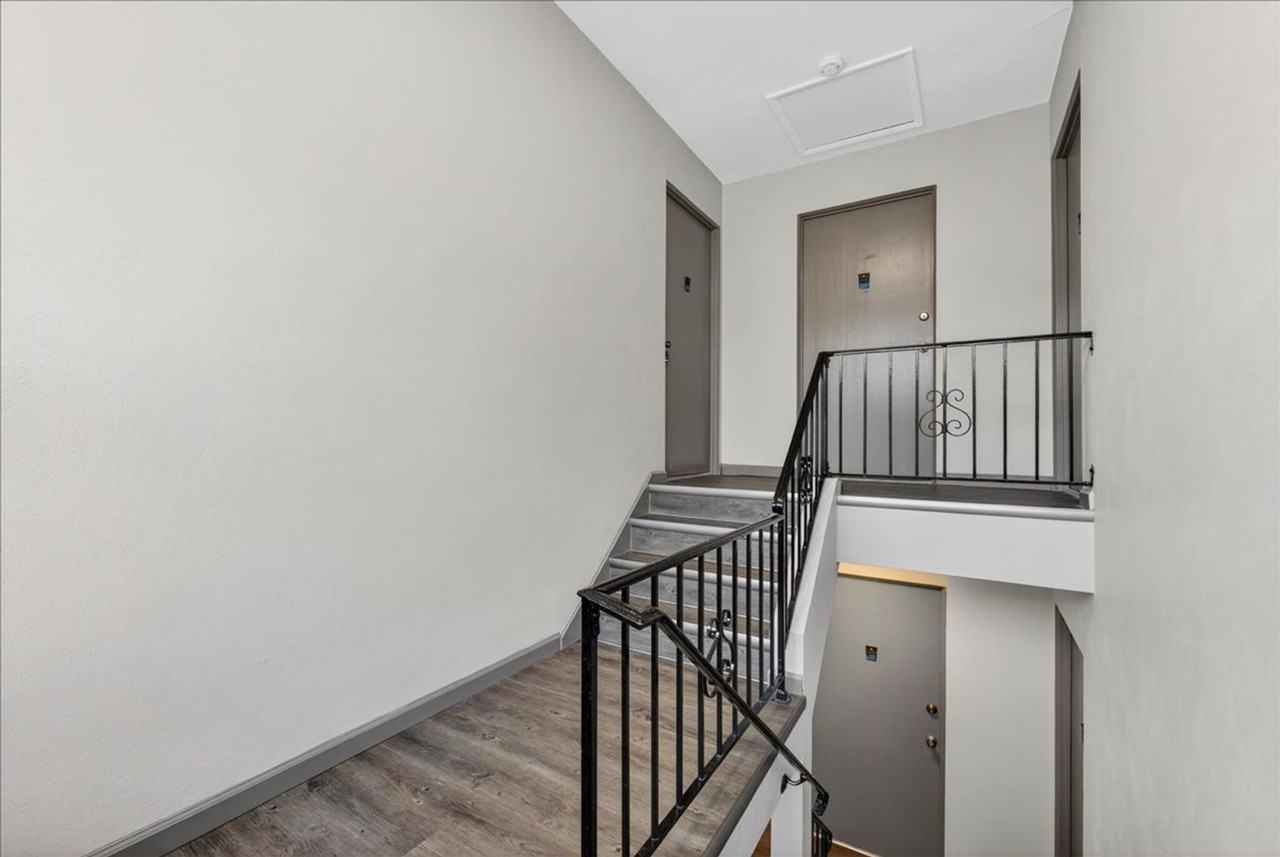 3536 Morganford Rd - Photo 2 of 18