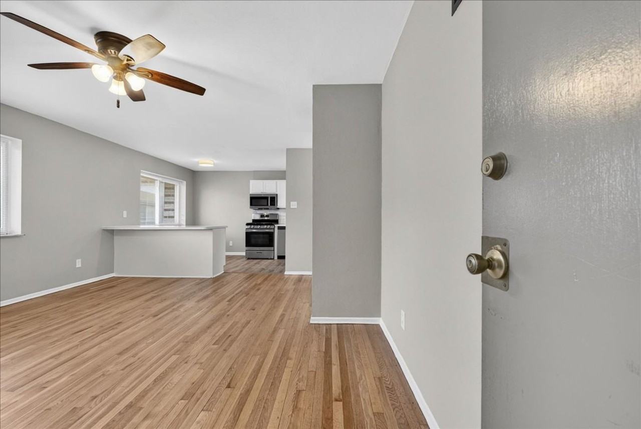 3536 Morganford Rd - Photo 4 of 18