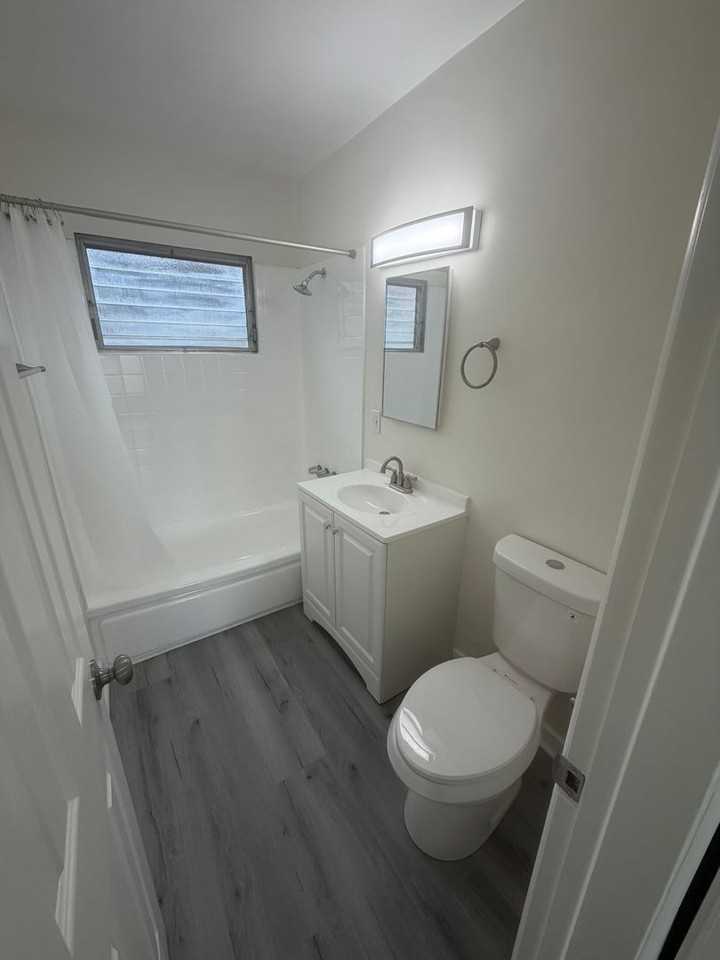 7908-7914 Duchess Dr - Photo 7 of 7