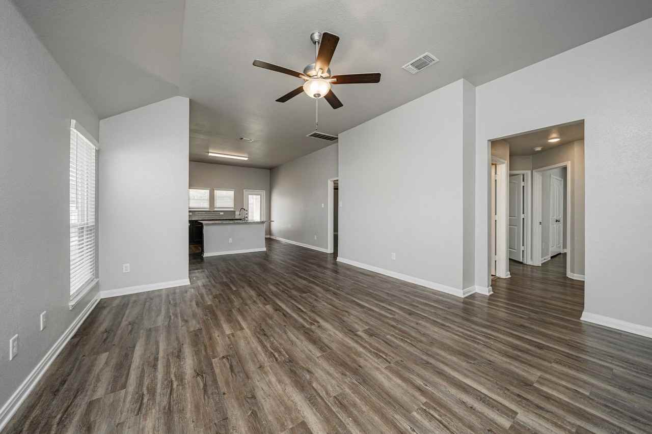 4106 Summer Haze Ct - Photo 4 of 50