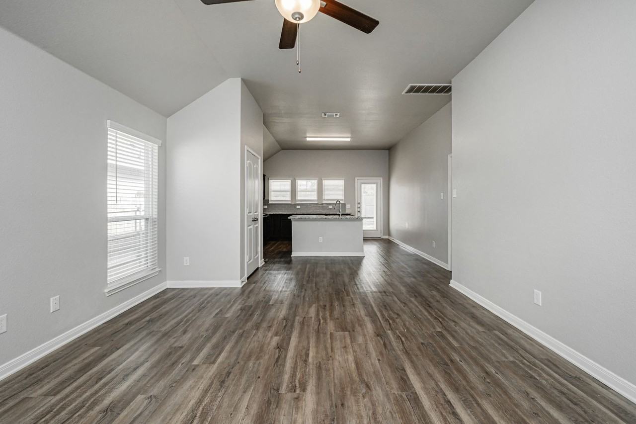 4106 Summer Haze Ct - Photo 5 of 50