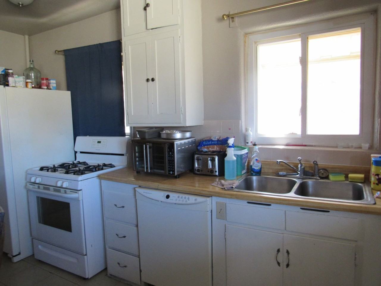 226 N Lennox St - Photo 7 of 11